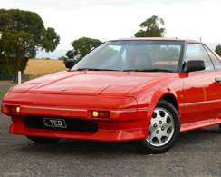 国産名車　1984年　トヨタ　MR2